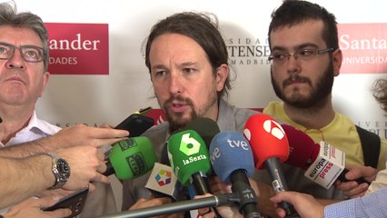 Iglesias alaba la "honestidad" de Andrés Gil en su renuncia