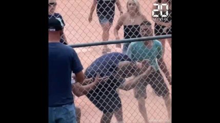 Bagarre générale entre parents à un match de baseball d'enfants de 7 ans