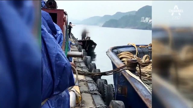 ‘해경 따로·軍 따로’ 北 목선 발표…이틀간 무슨 일이?