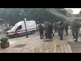 Protestuesit tentojnë rrëmbimin e ambulancës për të goditur policinë