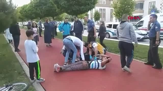ÇORUM Laf atma kavgasında birbirlerini bıçakladılar
