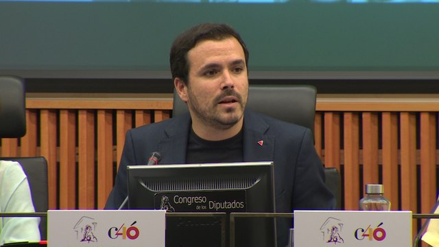 IU presenta la proposición de ley de memoria histórica