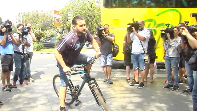 Dos miembros de 'La Manada' acuden al juzgado a firmar