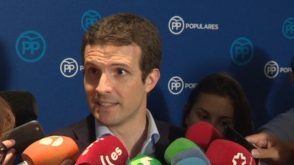 Casado denuncia "zancadillas" a su candidatura