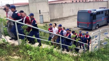 Video herunterladen: 35 sanığın yargılandığı 'Donanma Komutanlığı Davası'nda karar duruşması başladı