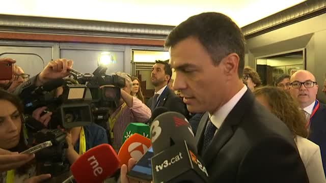 Sánchez: Lo que si le puedo asegurar es que presos políticos en España no hay