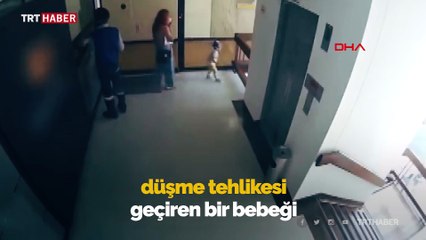 Annenin bebeğini kurtarma anı kamerada