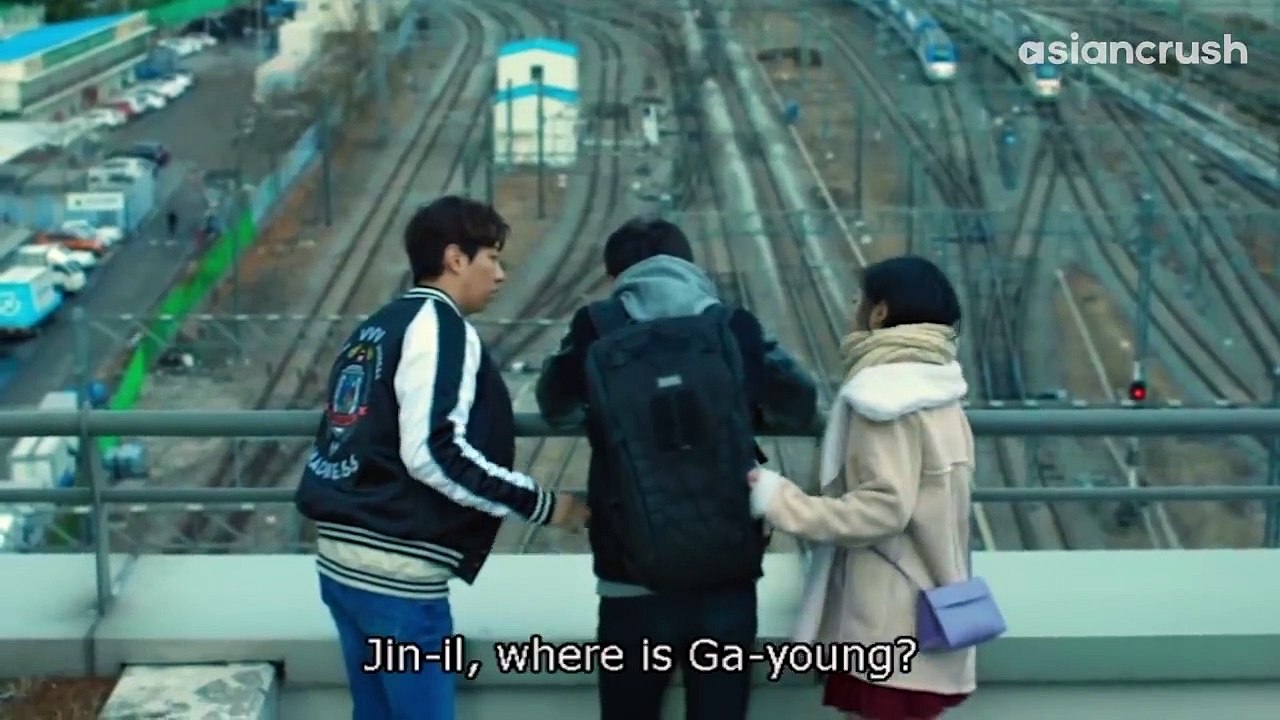 Korean runaway must save girlfriend held hostage as karaoke "doumi"  | Choi Minho in 'Derailed'