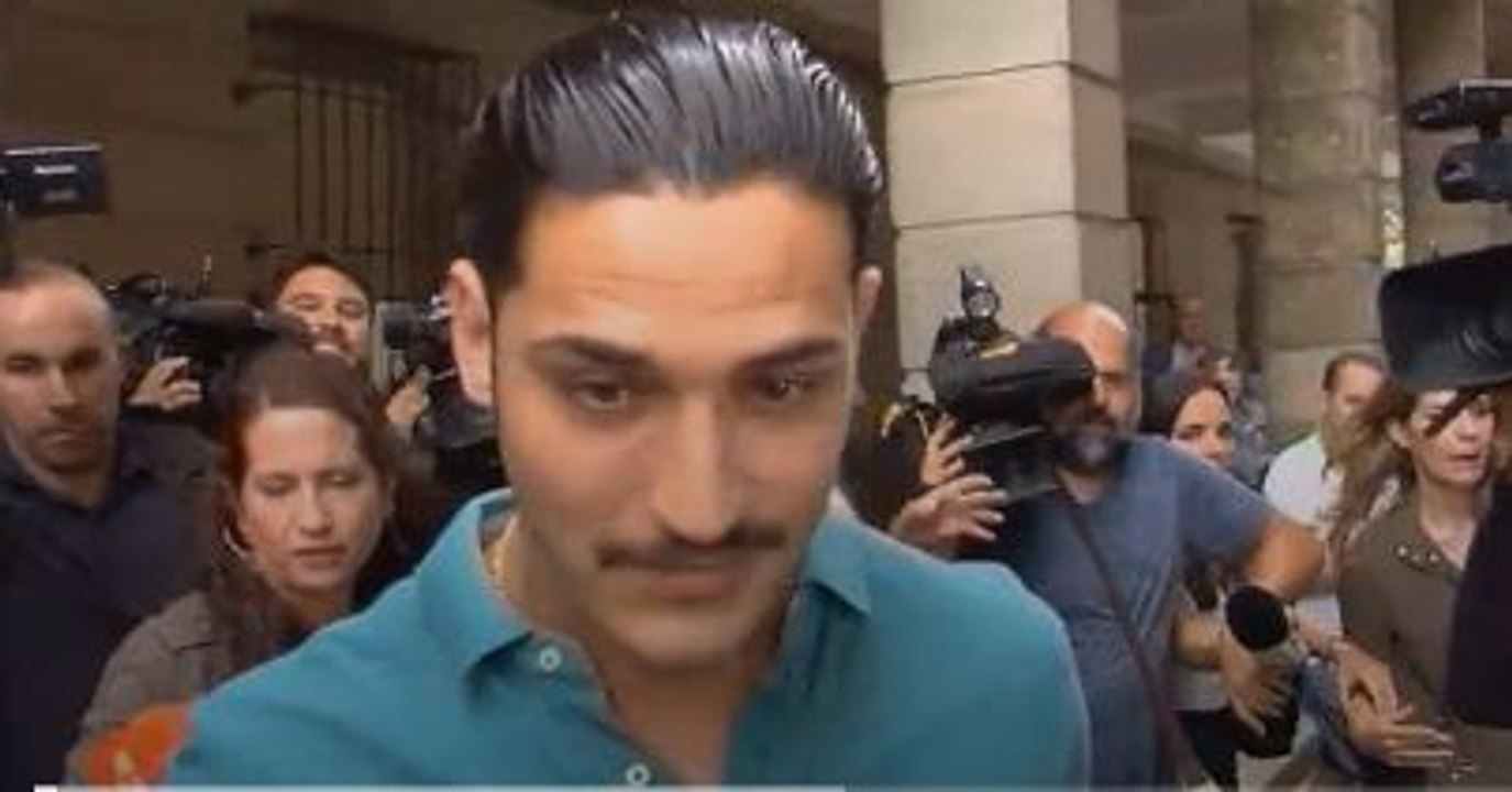 'La Manada' firma ante el juez: "La gente increíble, un recibimiento brutal"