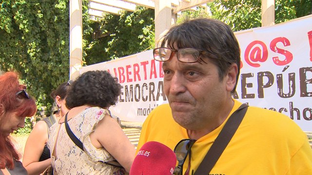 Plataforma por Derecho a decidir pide libertad para presos catalanes