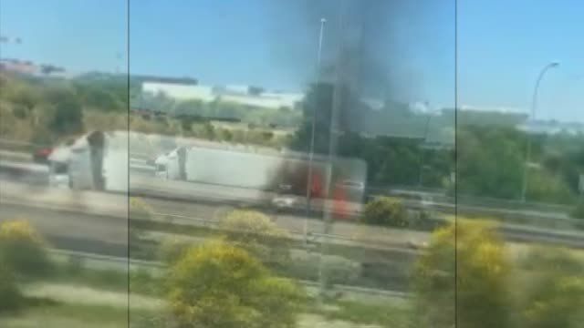 Se salva de morir atrapado por un incendio tras sufrir un accidente