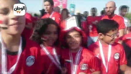 بـ تيشيرتات رقم 10 أصغر مشجعي أمم أفريقيا: صلاح هيجيب 10 أهداف