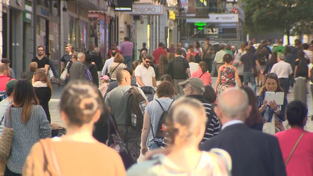 Una de cada tres familias españolas aún no puede permitirse unas vacaciones