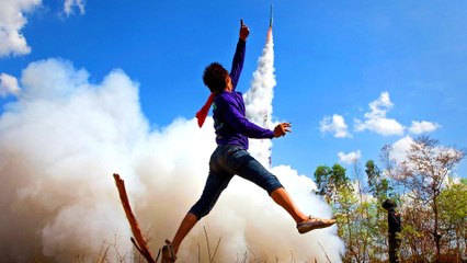 Rocket to the gods: Buddhist blast off for good luck
