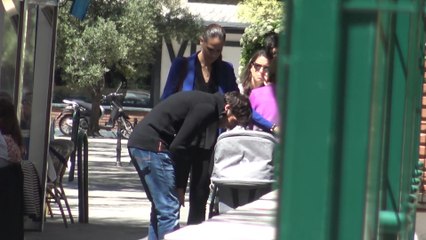 Eva González y Cayetano Rivera disfrutan del buen tiempo
