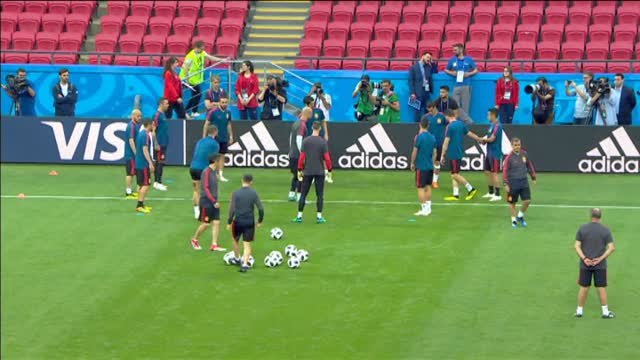 La selección española entrena en Kazan antes de medirse a Irán