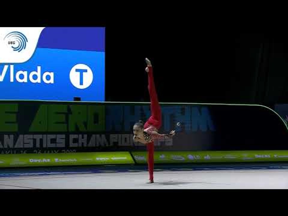 Vlada NIKOLCHENKO (UKR) - 2019 Rhythmic Gymnastics European bronze medallist, clubs