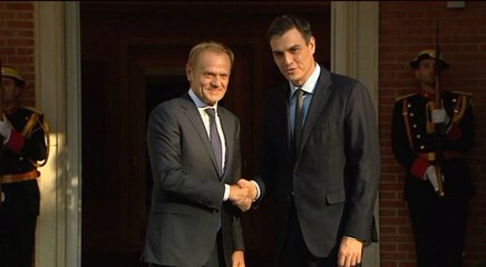 Sánchez recibe al presidente del Consejo Europeo, Donald Tusk