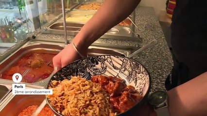 Migrants : quand deux réfugiés afghans s'associent pour ouvrir un restaurant à Paris