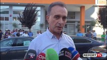 Report TV - Fier, Baçi mbledh militantët e PD për në Tiranë: PS merr fëmijët për fushatë!