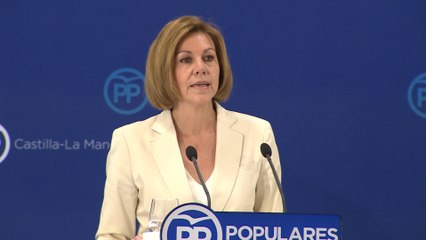 Cospedal anuncia su intención de suceder a Rajoy