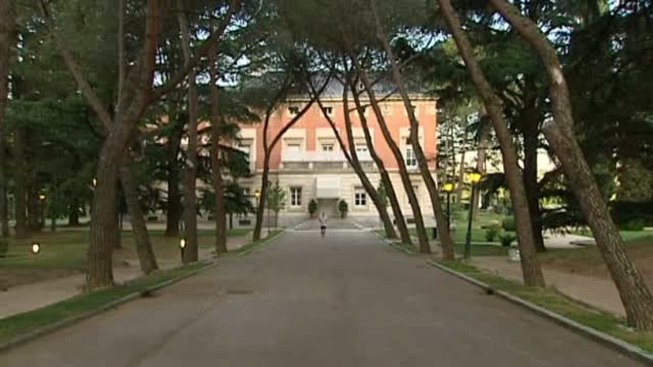 Sánchez corre en los jardines de la Moncloa en unas imágenes difundidas desde la presidencia del Gobierno