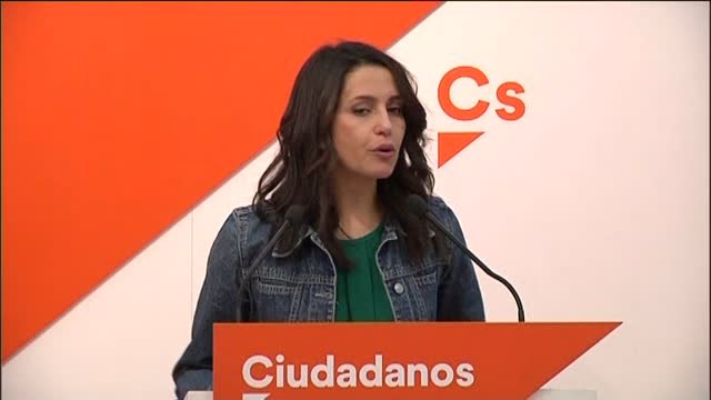 Arrimadas denuncia la intención demencial de Puigdemont, Sànchez, Turull y Rull de que les abonen las pagas por desplazamientos como parlamentarios