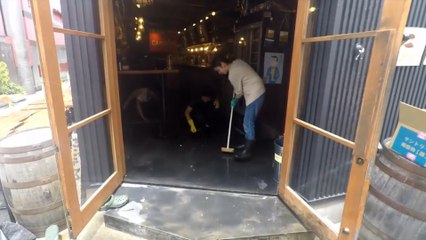 Habitantes de Osaka recuperan la normalidad tras el terremoto