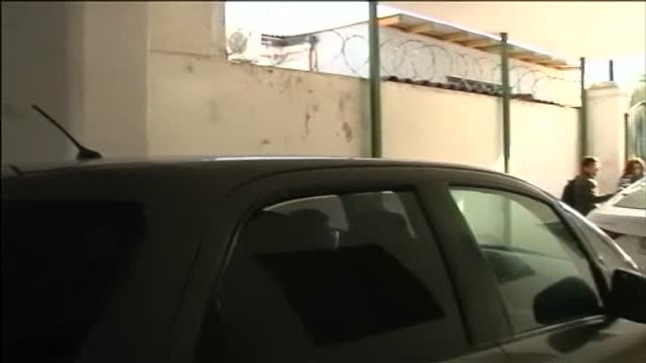 Policía y fiscales realizan registros sorpresa en las oficinas de la Iglesia en Chile