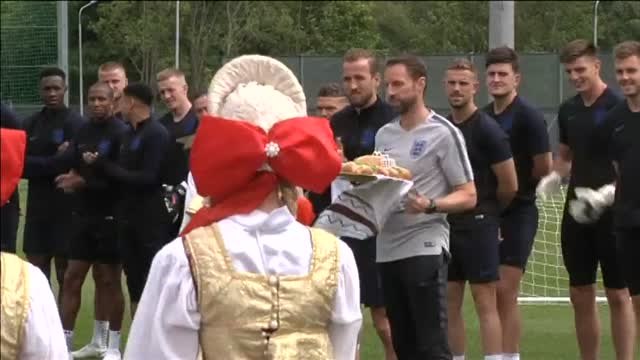 Inglaterra entrena por primera vez en Rusia sin Rashford