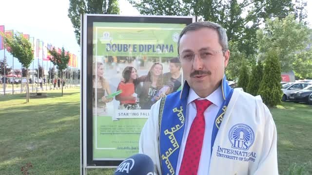 Uluslararası Saraybosna Üniversitesinde mezuniyet töreni