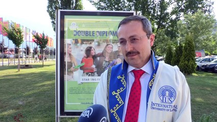 Uluslararası Saraybosna Üniversitesinde mezuniyet töreni - SARAYBOSNA