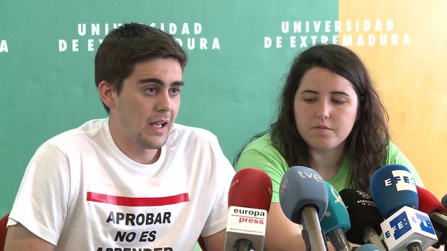 Estudiantes extremeños no continuarán con su encierro