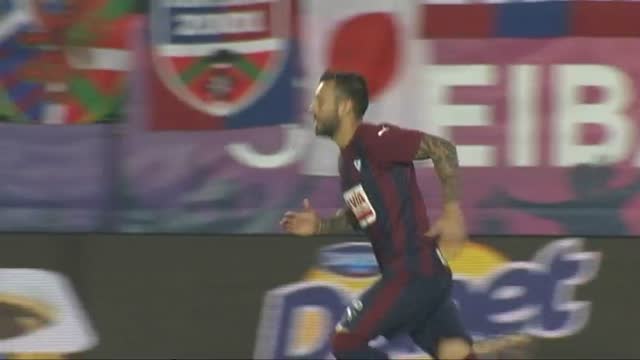 Los futbolistas Enrich, Luna y Silvestre procesados por un vídeo sexual