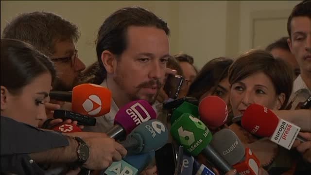 Pablo Iglesias recuerda a Pedro Sánchez la necesidad de pactos: Tenemos la mano tendida