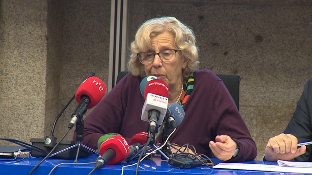 Carmena, de salida de Rajoy: La política no es algo permanente