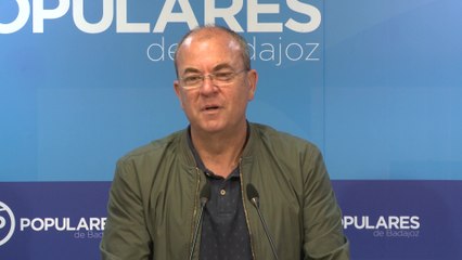 Monago dice que la renuncia de Rajoy "le ennoblece"