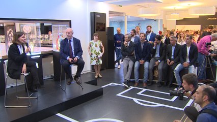 Vicente del Bosque acude a Telefónica Flagship Store
