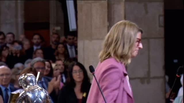 El govern toma posesión y decae el 155