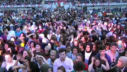 10 bin kişi 100. yılı coşku içinde Kıraç ile kutladı