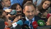 Ábalos asegura que el PSOE sigue manteniendo su hoja de ruta