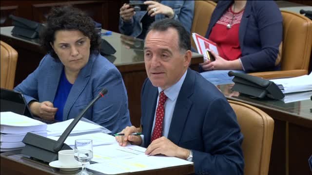 Cospedal niega la mayor sobre la sentencia de Gürtel en la comisión de la financiación del PP