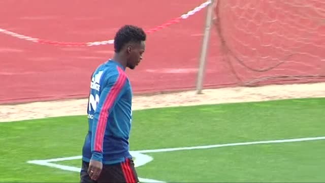 España entrena por primera vez para preparar el Mundial