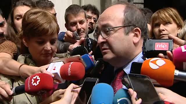 Susana Díaz: No puede haber concesiones a los independentistas que quieren destruir este país