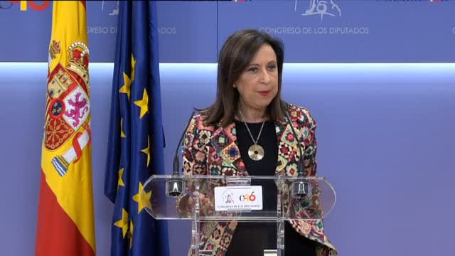 El PSOE hablará con todos los grupos antes del jueves pero no ofrecerá nada a cambio