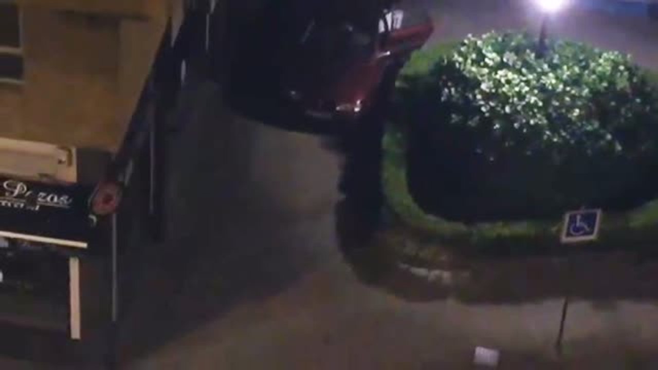 Una vecina se enfrenta a unos atracadores y frustra un robo