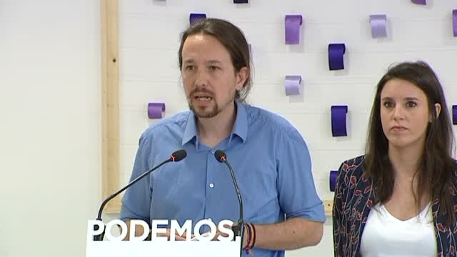 Pablo Iglesias e Irene Montero se ponen en manos de las bases de Podemos
