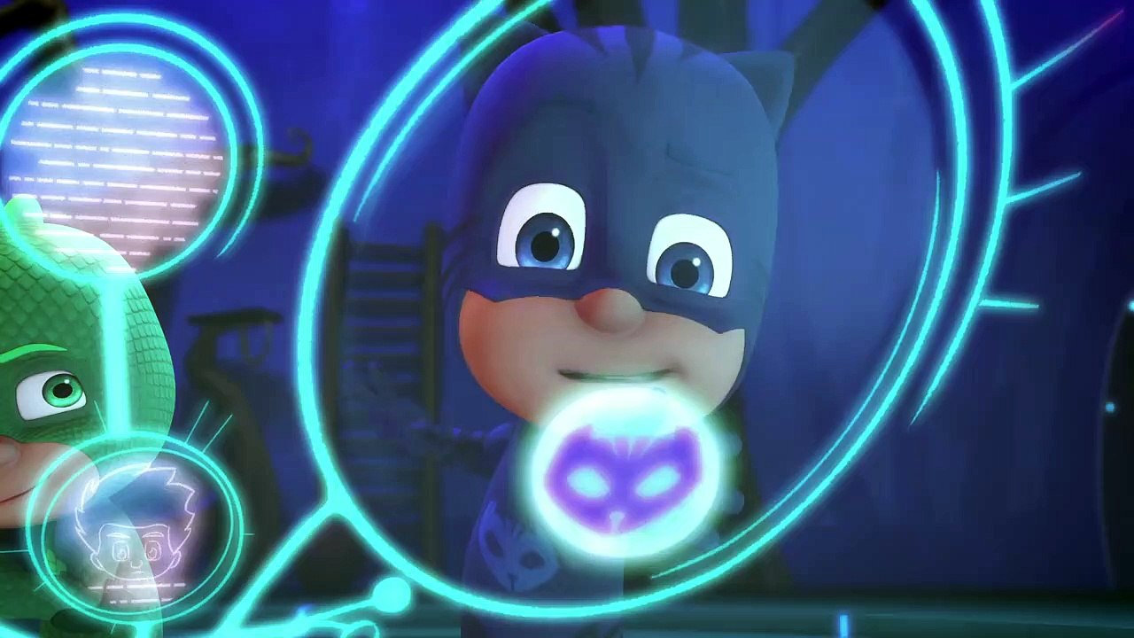 Pyjamasques Decouvre Le Chat Bolide De Yoyo Video Dailymotion