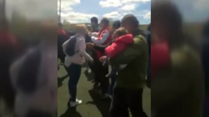 Los padres de un equipo de fútbol infantil agreden al árbitro