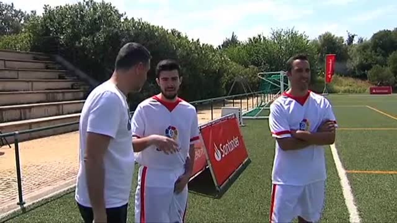 Palop: "No tiene que haber peleas sino buen fútbol porque el Sevilla y el Betis lo están practicando los últimos partidos"